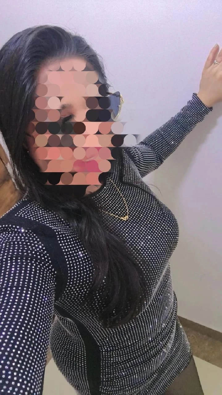 Independent PRIYA few days. South indian – Indian escort in Bangalore — 4 / 9