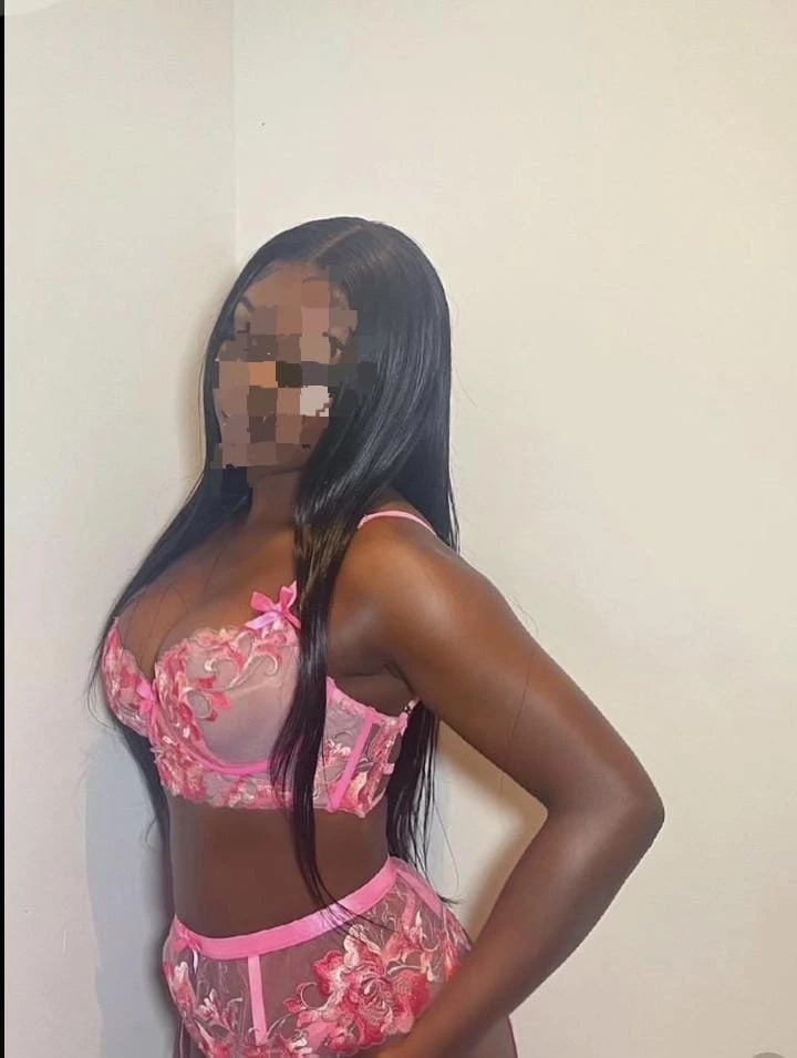 Fikile – Ghanaian escort in Chennai — 2 / 6