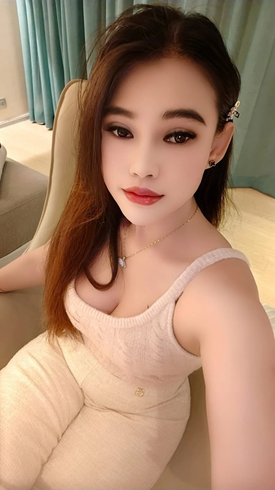 Smile good service – Thai escort in Yerevan — 10 / 15