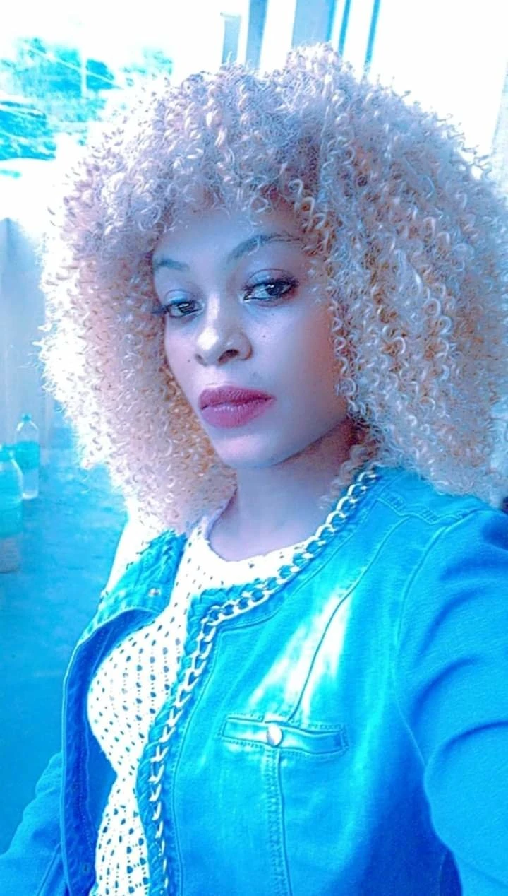 Tara7,4,1,8,5,6,4,3,0,1 – South African escort in Chandigarh — 7 / 10
