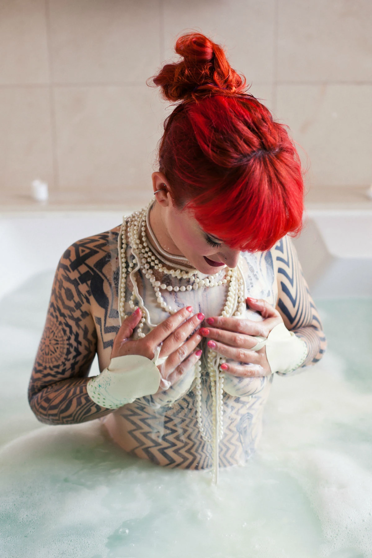 English Tattooed Miss Tallula – British escort in Hong Kong — 4 / 11