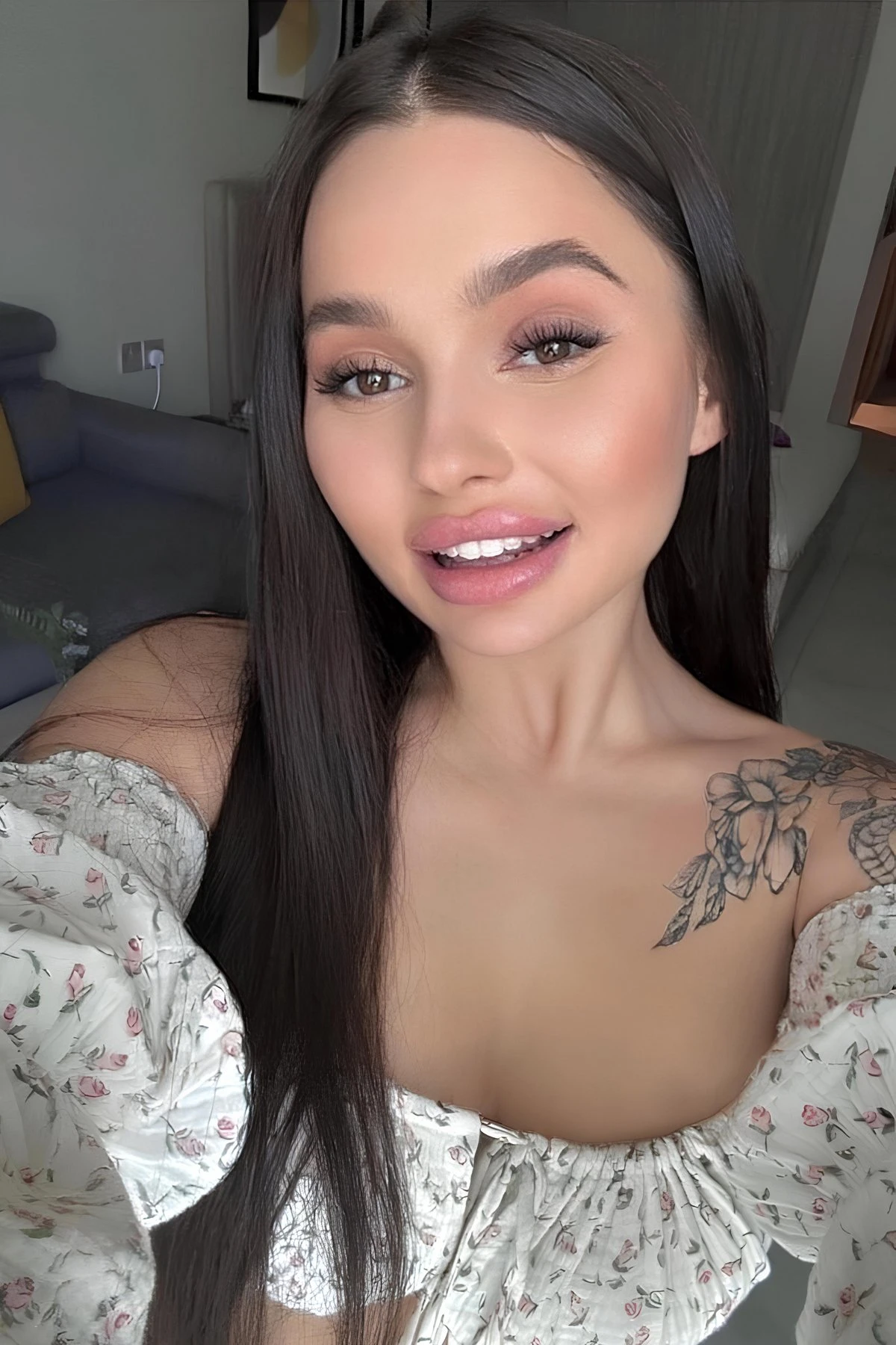 Anya Tail Titan – Ukrainian escort in Hong Kong — 7 / 8
