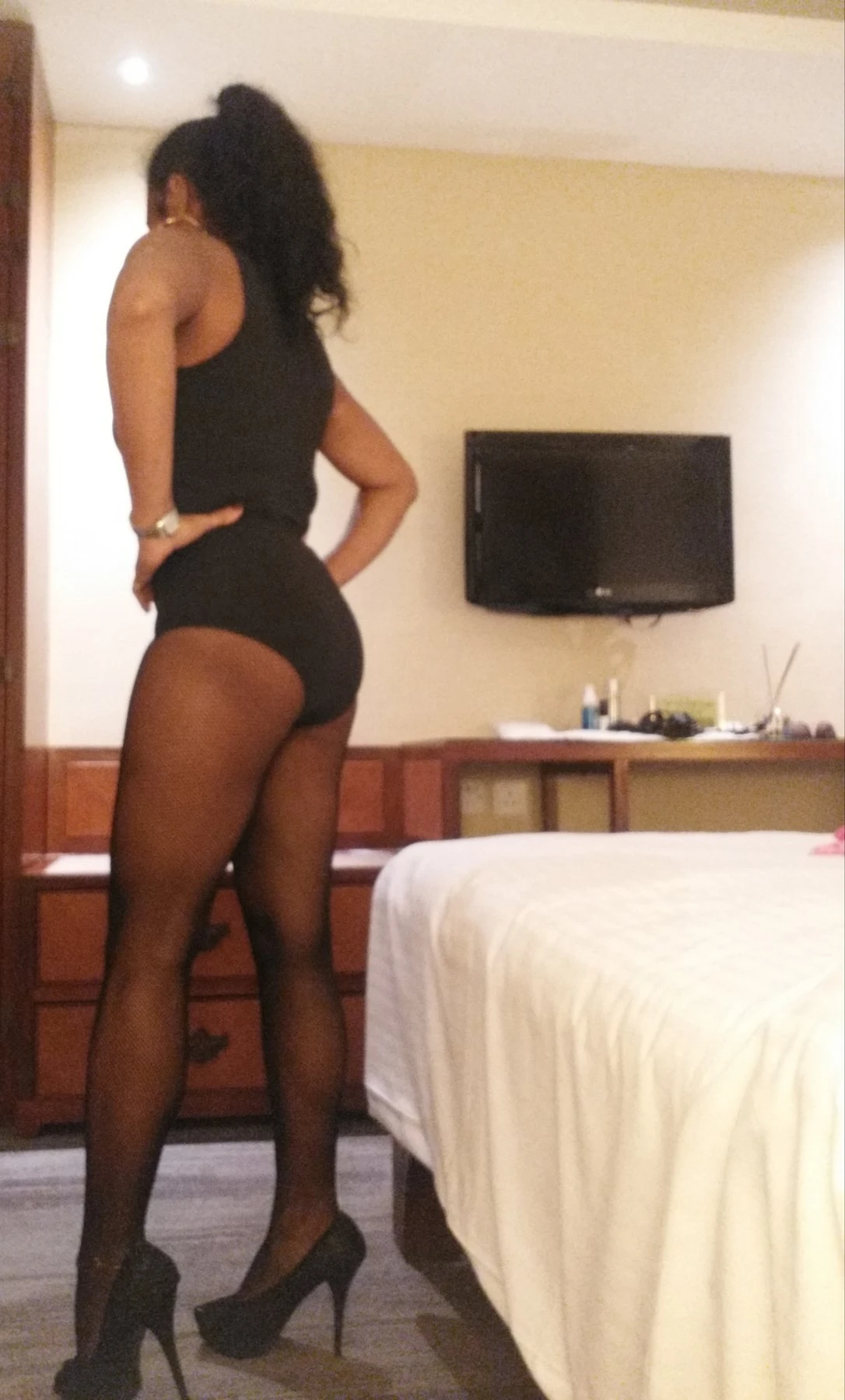 Taramadame – escort in Hong Kong — 11 / 12