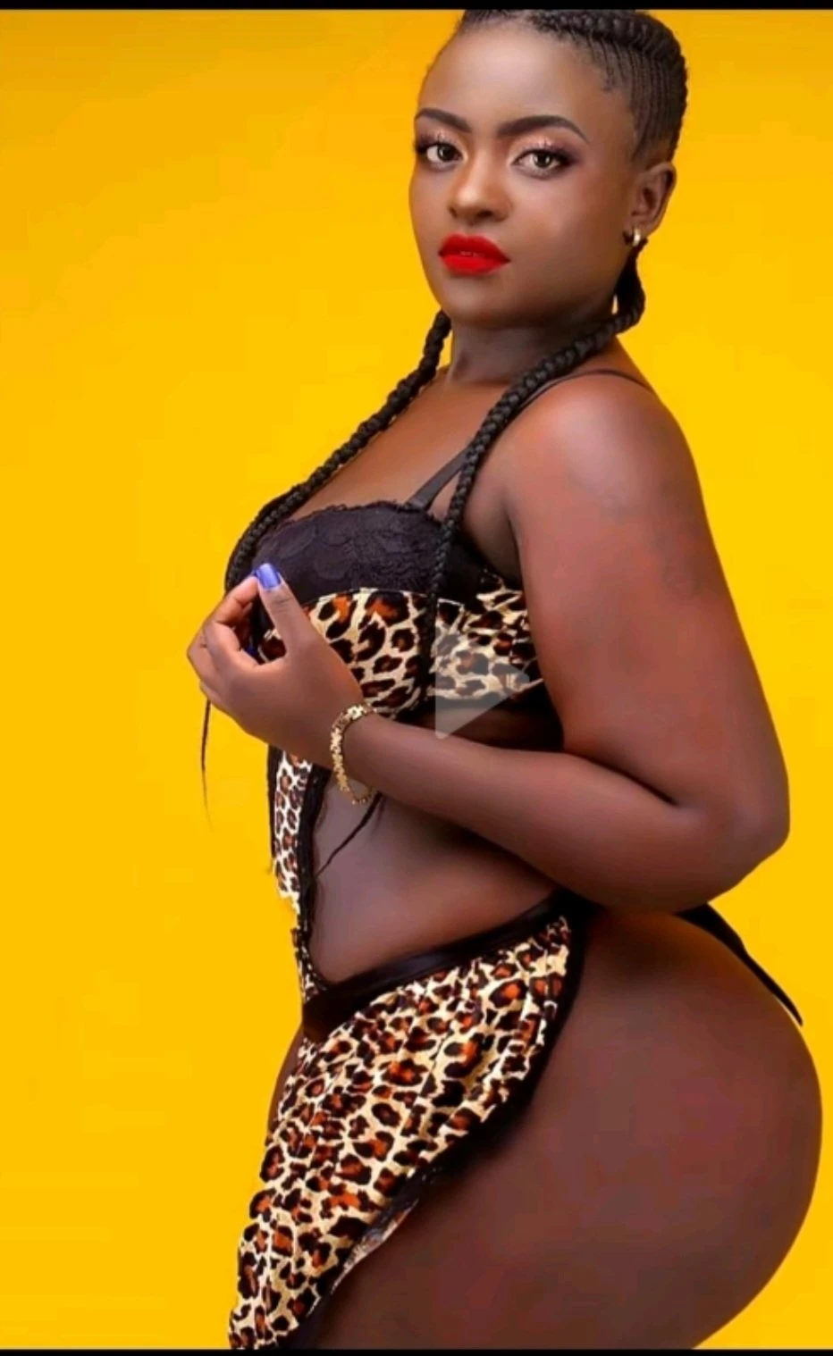 Mistress D in Dommasandra – Burundian escort in Bangalore — 5 / 7