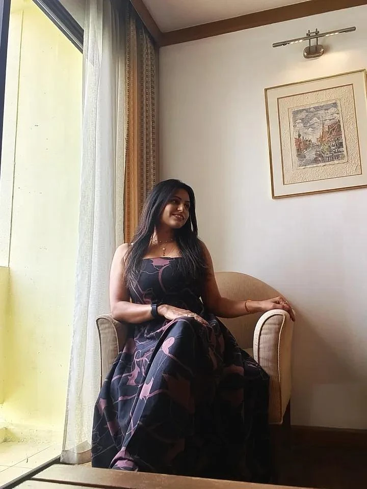 Divya – Indian escort in Bhubaneshwar — 5 / 6