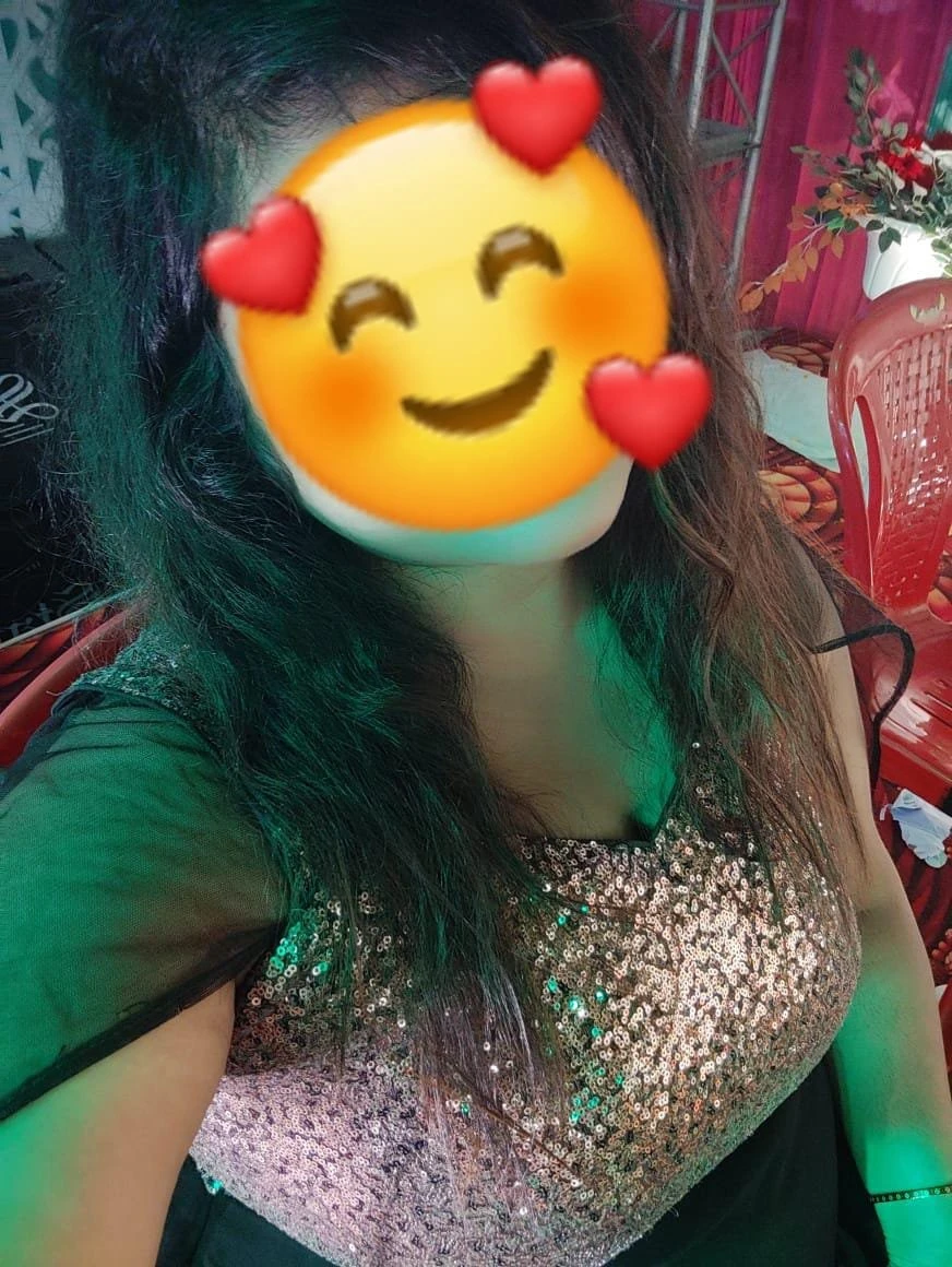 Aditi Singh – Indian escort in Bangalore — 2 / 3
