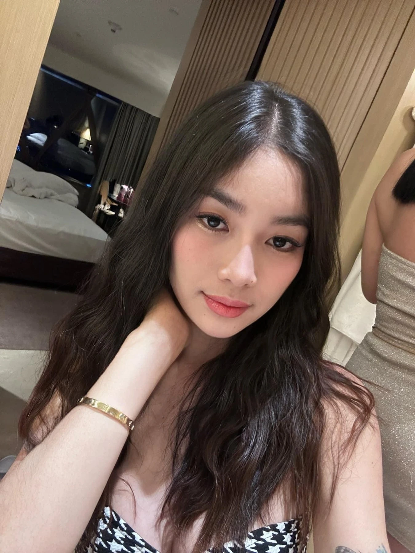 Danaya – escort in Hong Kong — 3 / 5