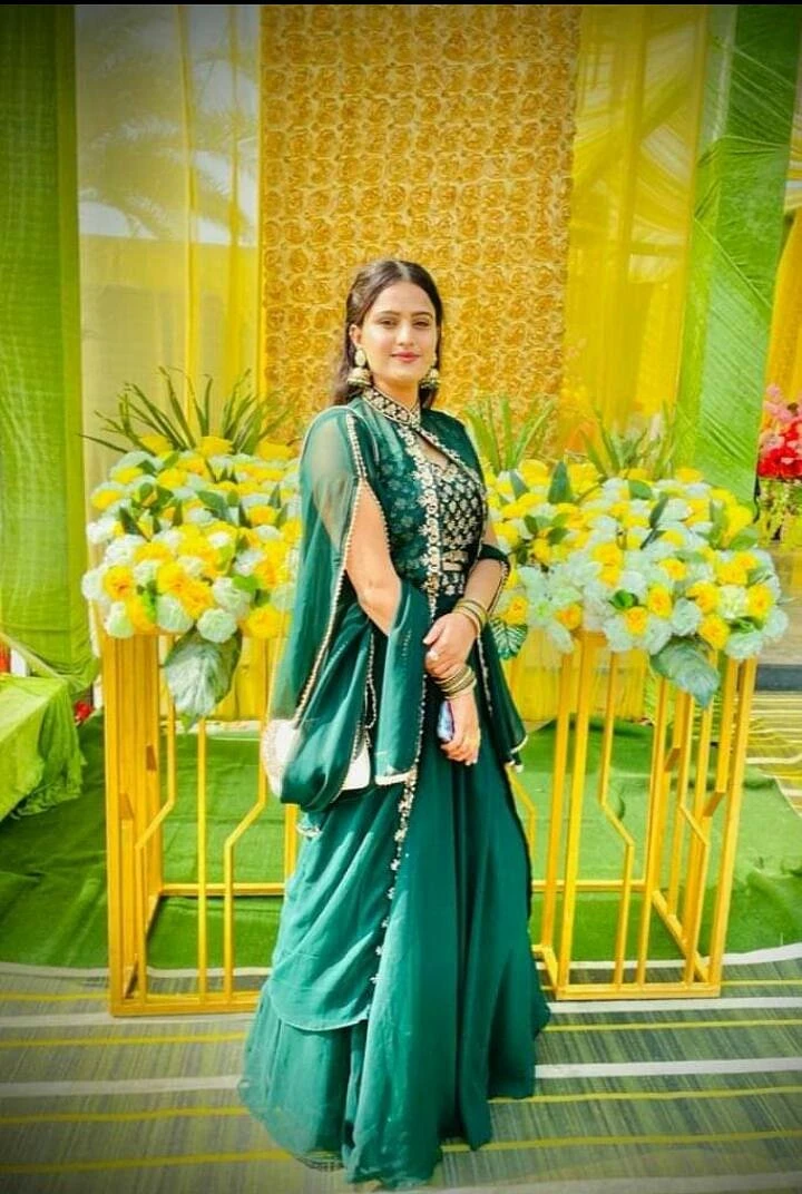Ashima – Indian escort in Chandigarh — 4 / 5