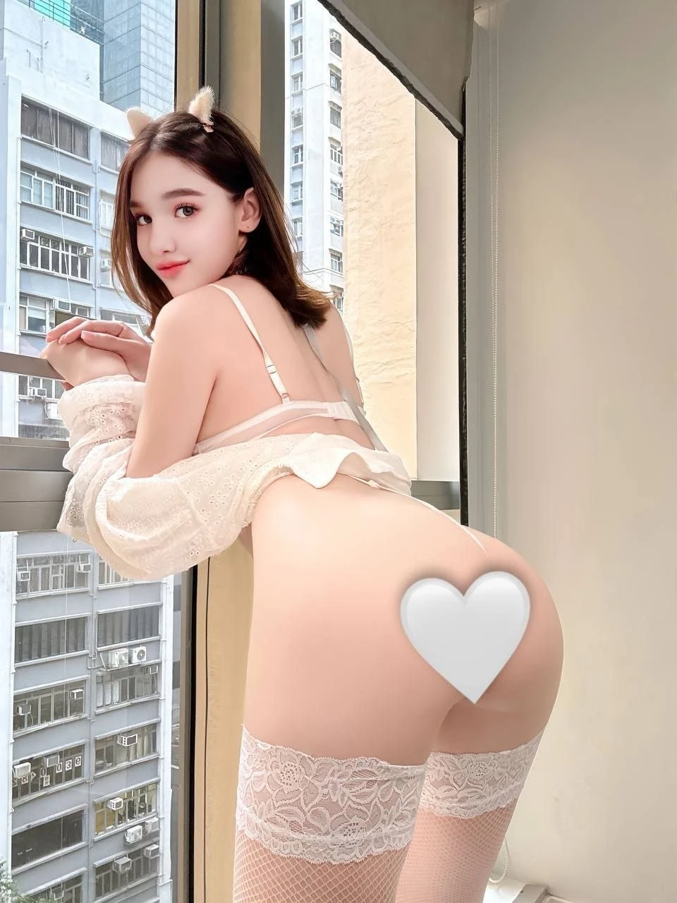 Lisa – Russian escort in Hong Kong — 2 / 8