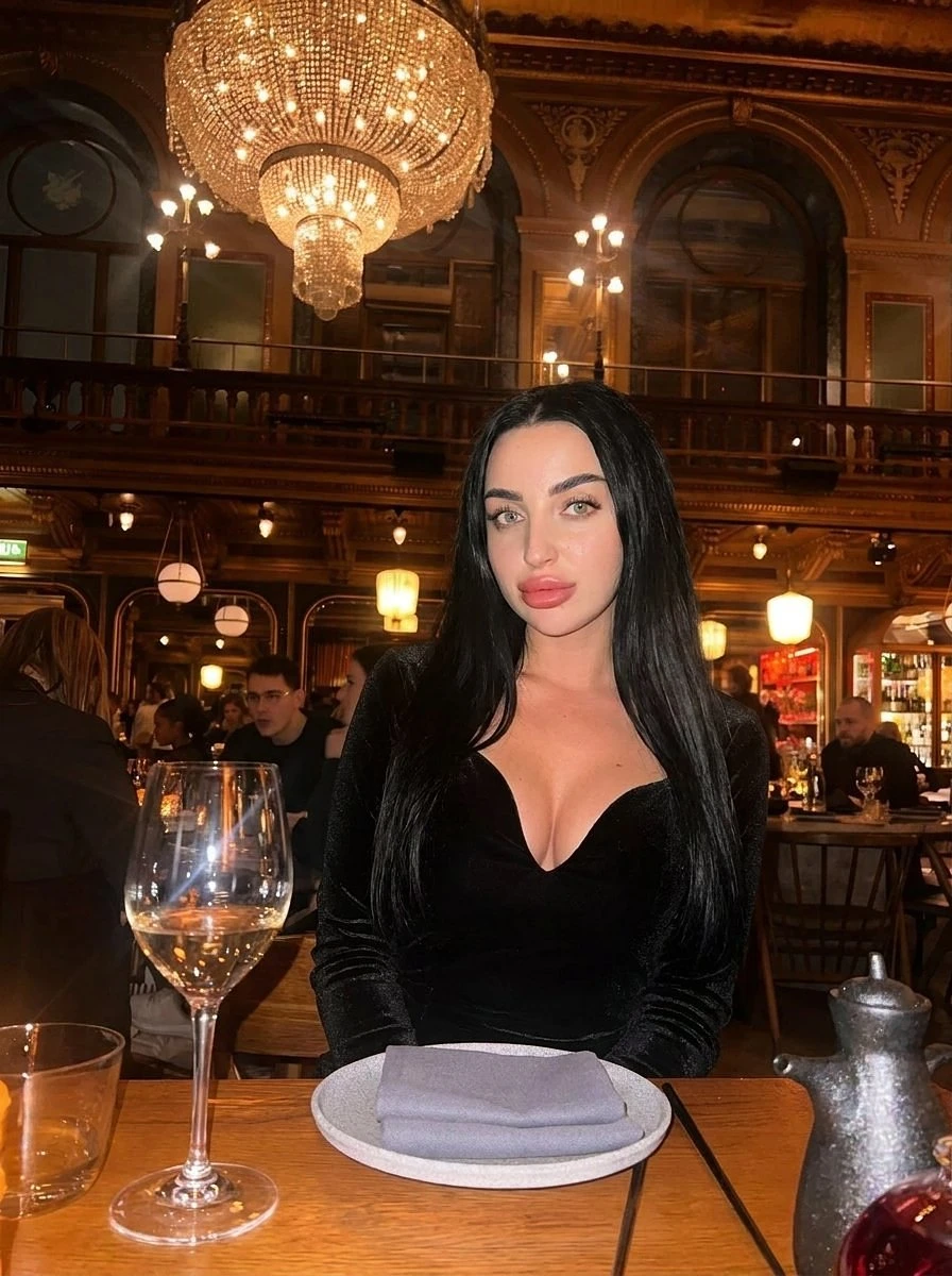 Hazel Pleasure Queen – Russian escort in Hong Kong — 3 / 7