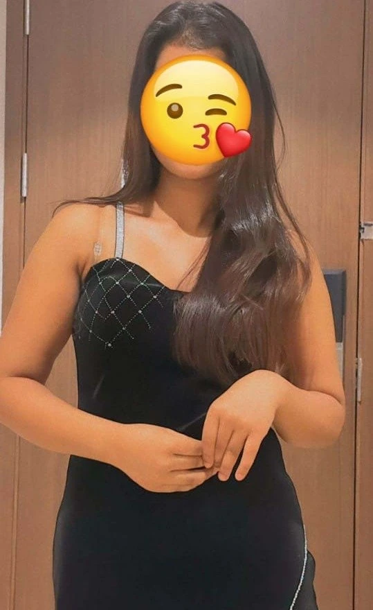 Namita Cam Show Real Meet – Indian escort in Chennai — 1 / 5