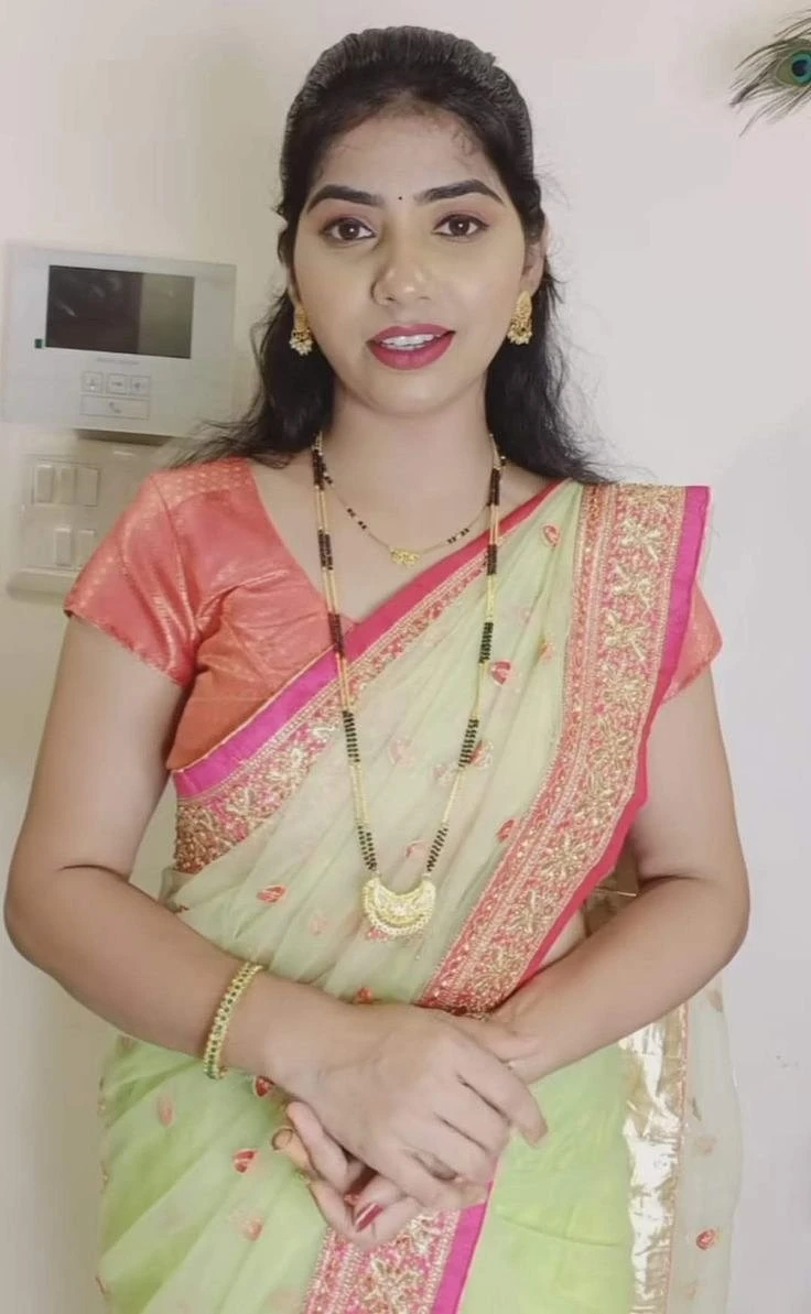 Callgirl Job Wanted From Chennai – Indian escort in Chennai — 1 / 2