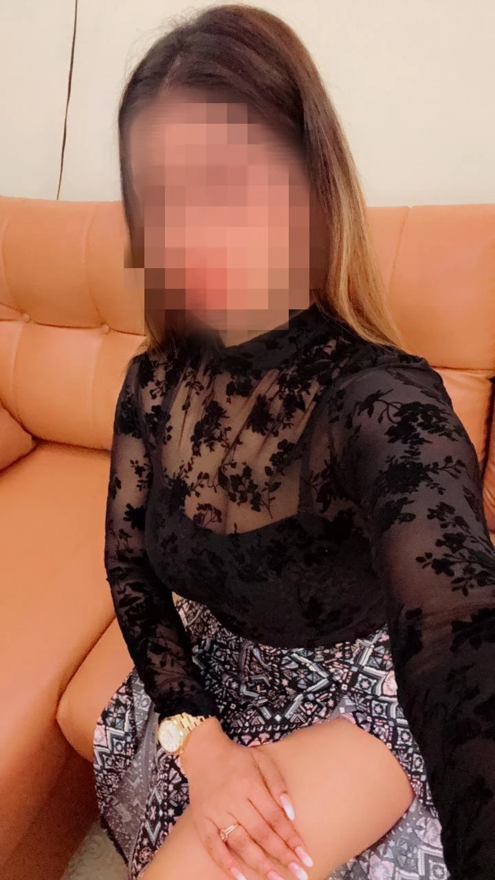 Mahi Tanwar 🦋CAM & REAL MEET🦋 – Indian escort in Bangalore — 2 / 4