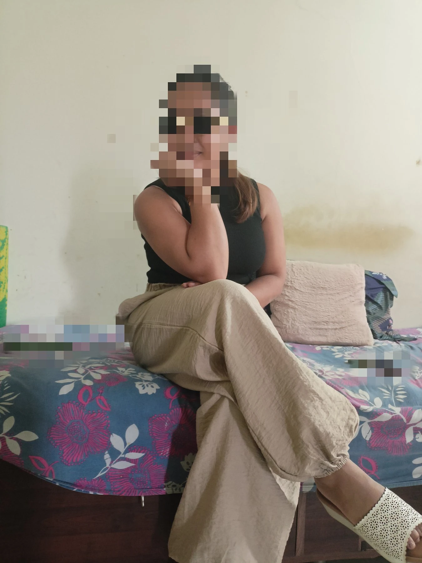 Manya Roy – Indian escort in Bangalore — 4 / 6