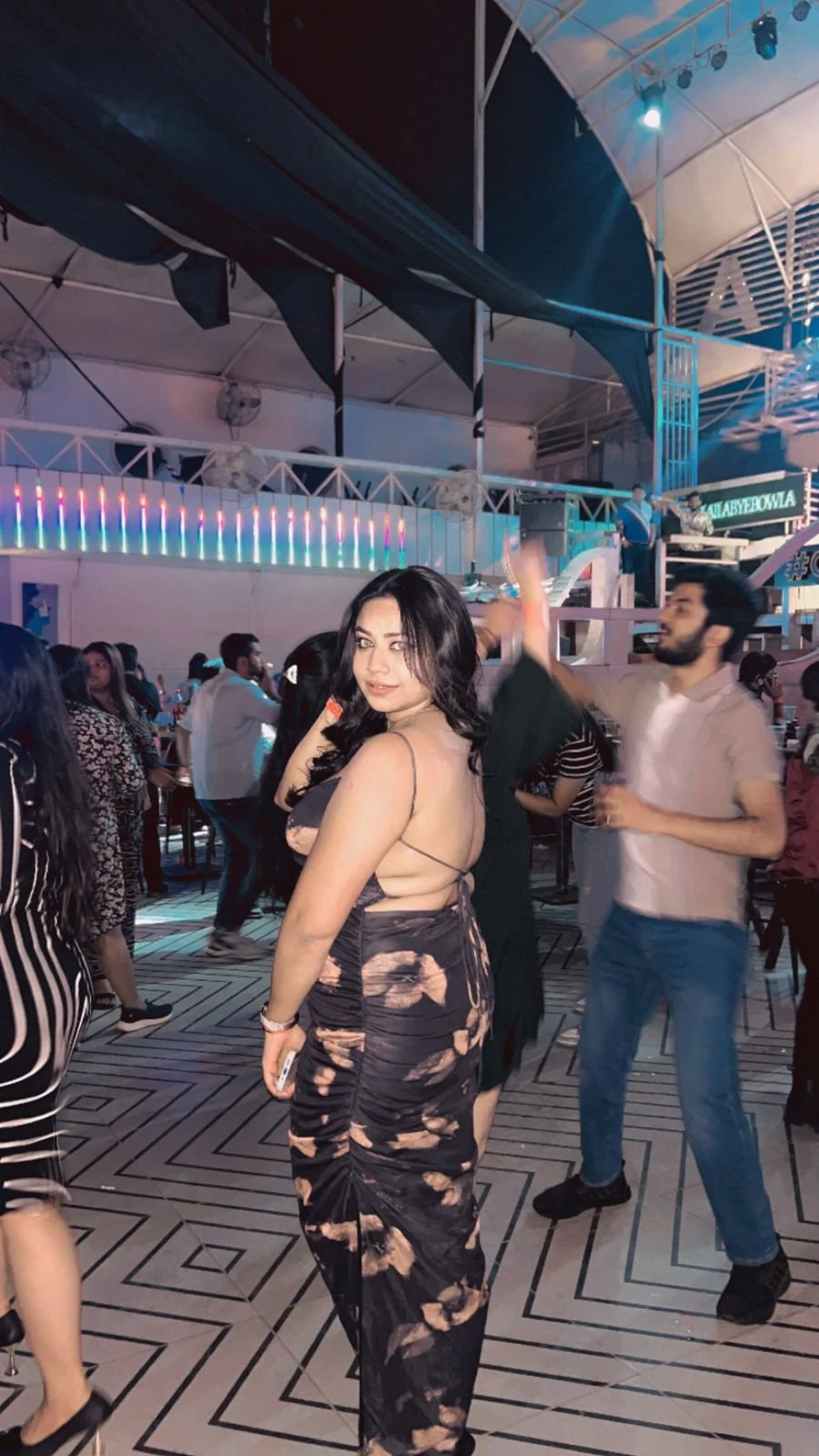 Direct Payment South North Russian Model – Indian escort in Chennai — 5 / 6
