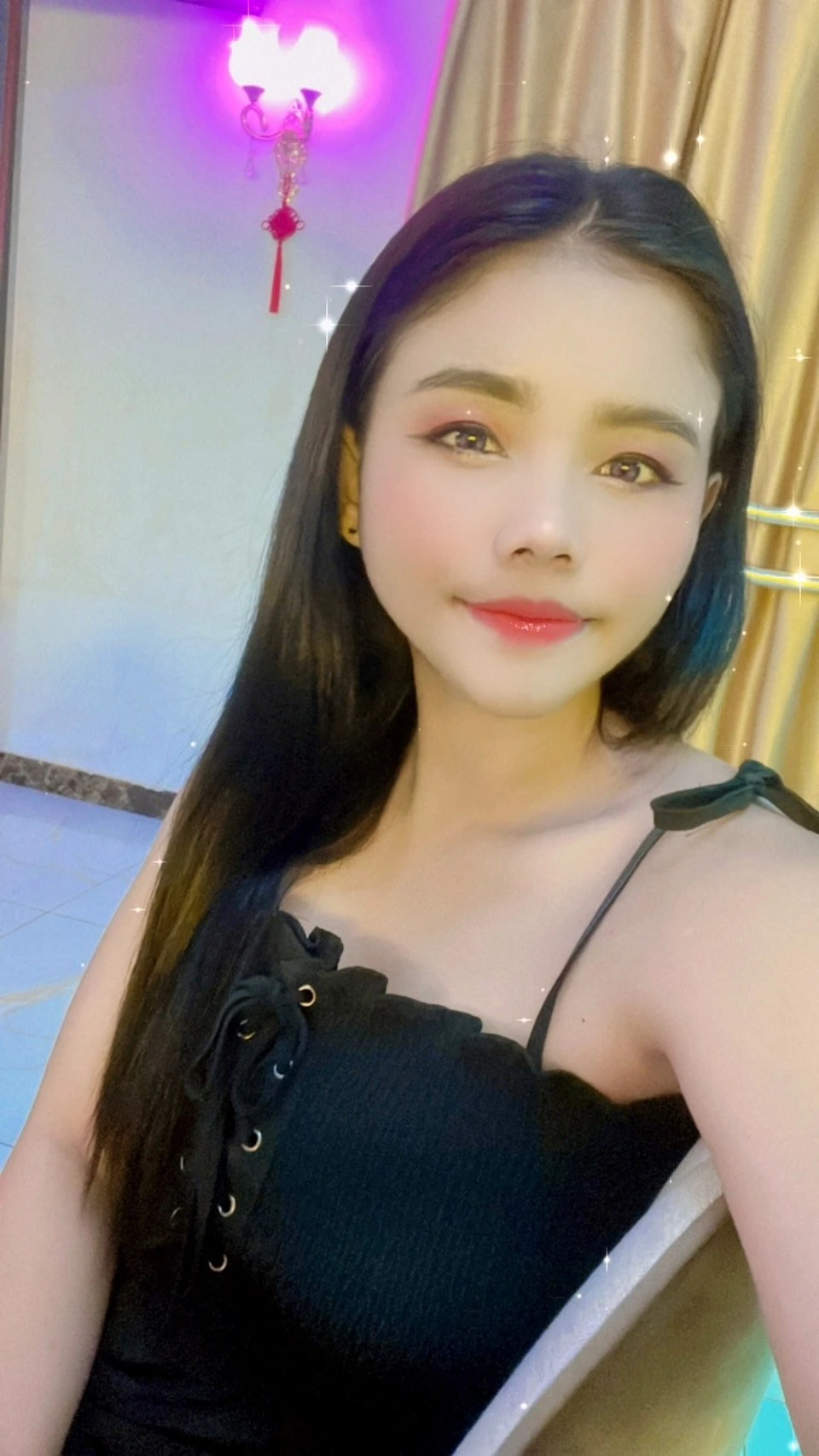 Bee – Thai escort in Hong Kong — 8 / 9