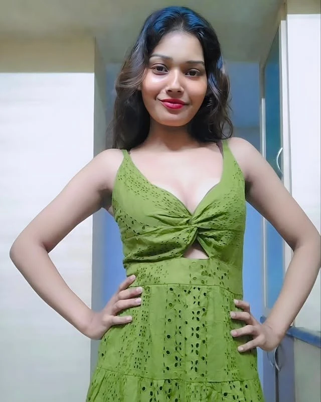 Shivani Chennai – Indian escort in Chennai — 2 / 4