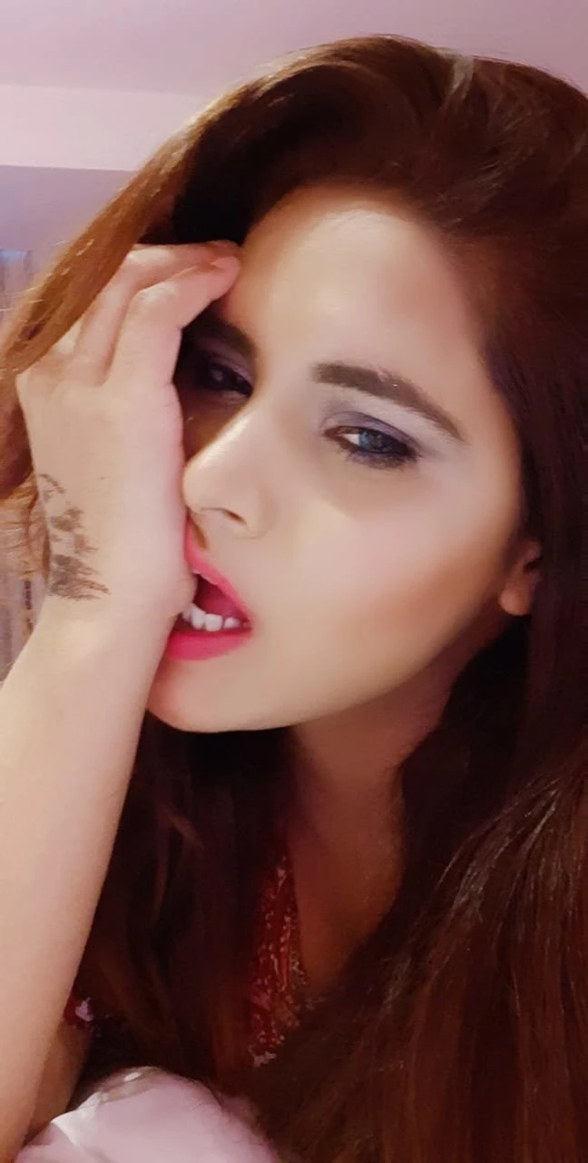 Rabiya CAM – Indian escort in Chandigarh — 1 / 3
