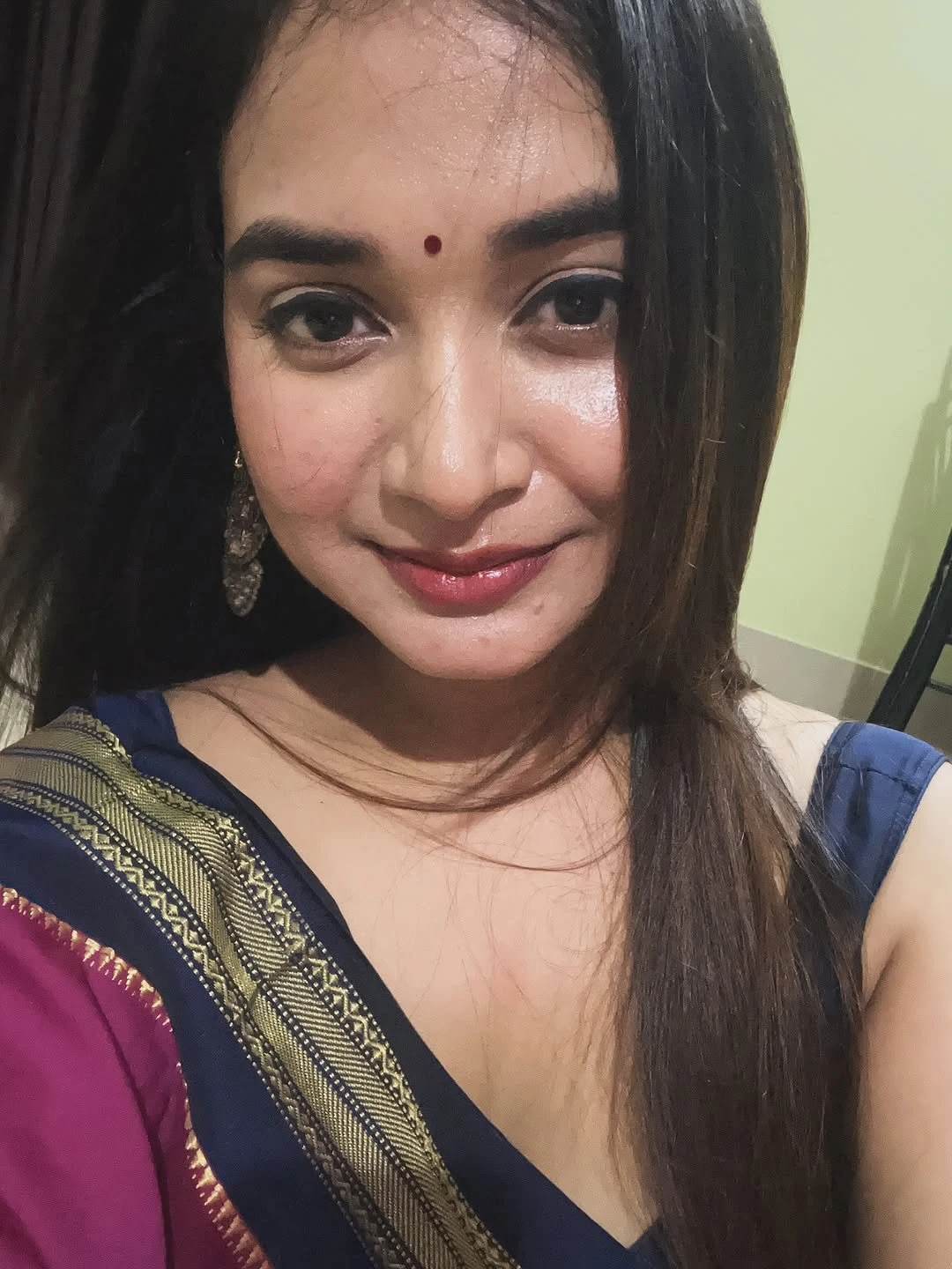 Aashi – Indian escort in Gangtok — 2 / 3