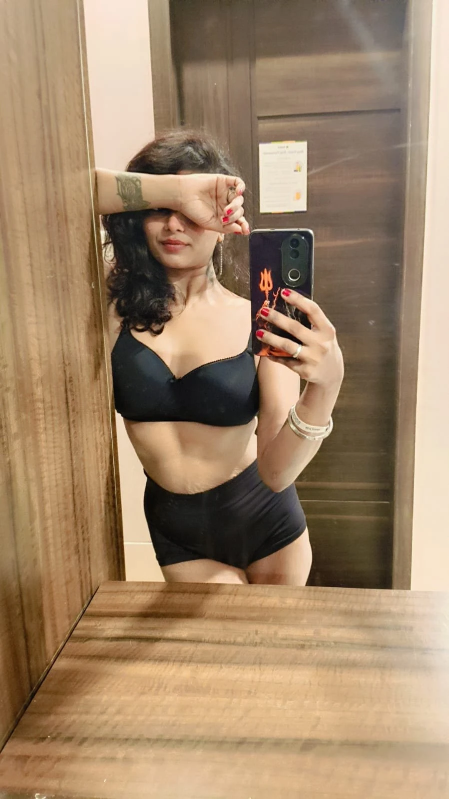 Nikki! 🫦 Independent girl Goa – Indian escort agency in Candolim, Goa — 3 / 15