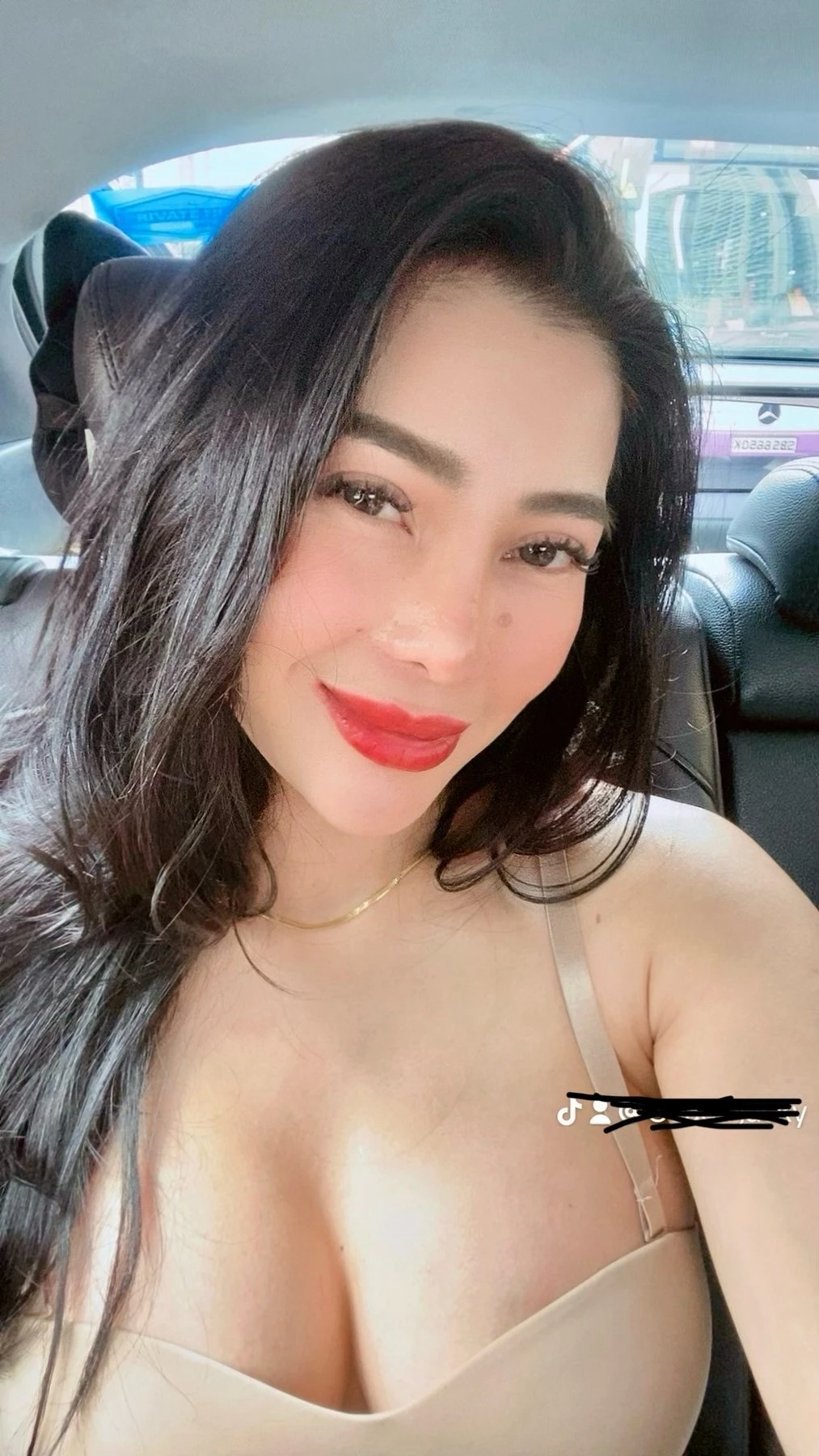 Monica – Filipino escort in Hong Kong — 7 / 8