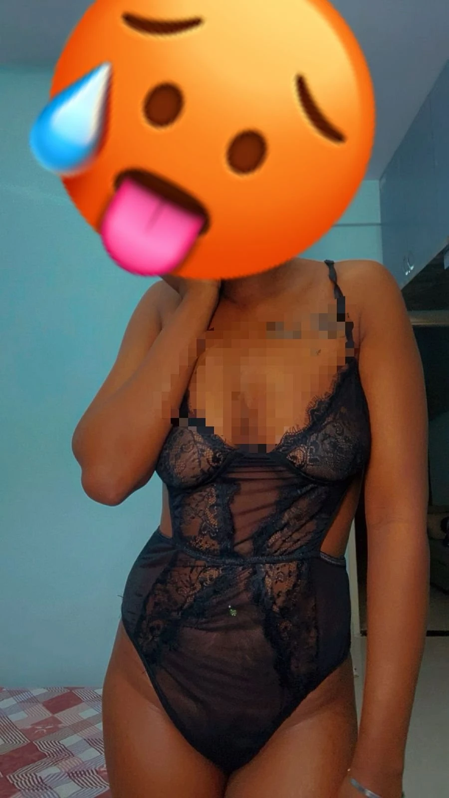 Jenny – Rwandan escort in Bangalore — 3 / 7