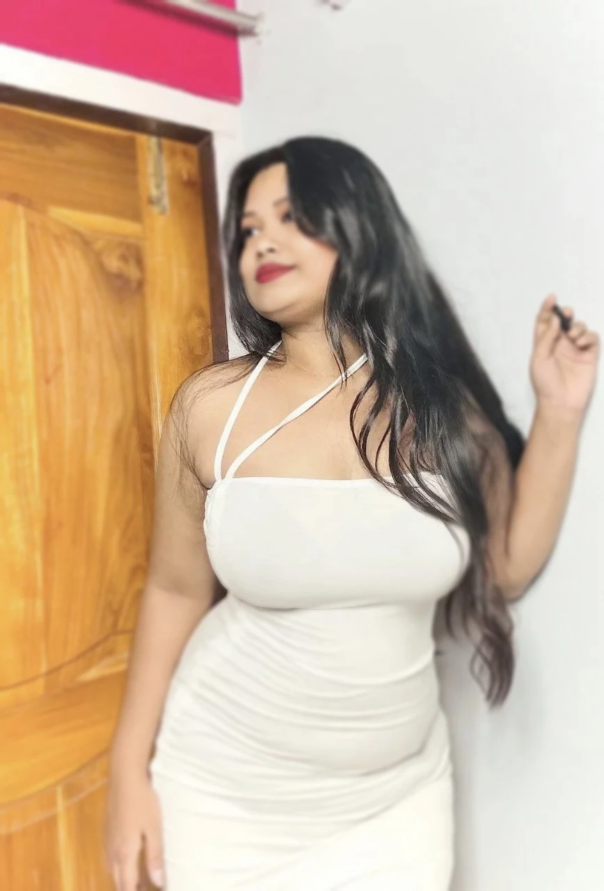 🫦PREMIUM GFE🧿ROLEPLAY🥀REAL MEET/CAM🫦 – Indian escort in Bangalore — 3 / 5