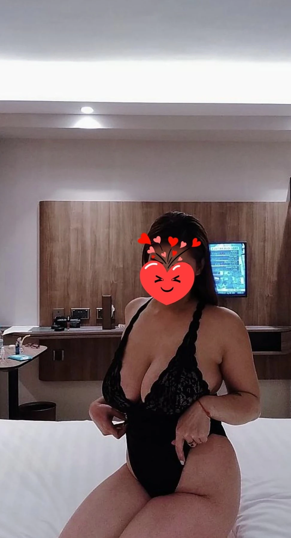 bustyasian sweet abby – Filipino escort in Hong Kong — 3 / 15