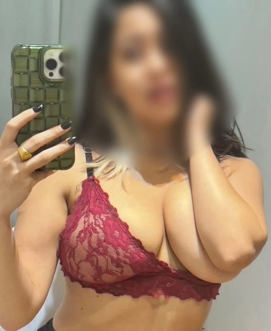 Mehak❣️live cam fun – Indian escort in Ahmedabad — 3 / 4