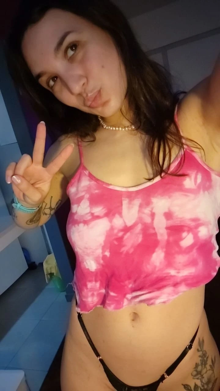 Felicia Bruna(Camsex with face) – Argentinean adult performer in Bangalore — 10 / 11