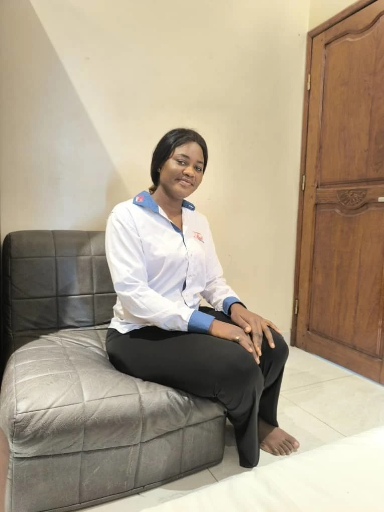 Naija Luxury Massage – Nigerian escort in Douala — 8 / 16