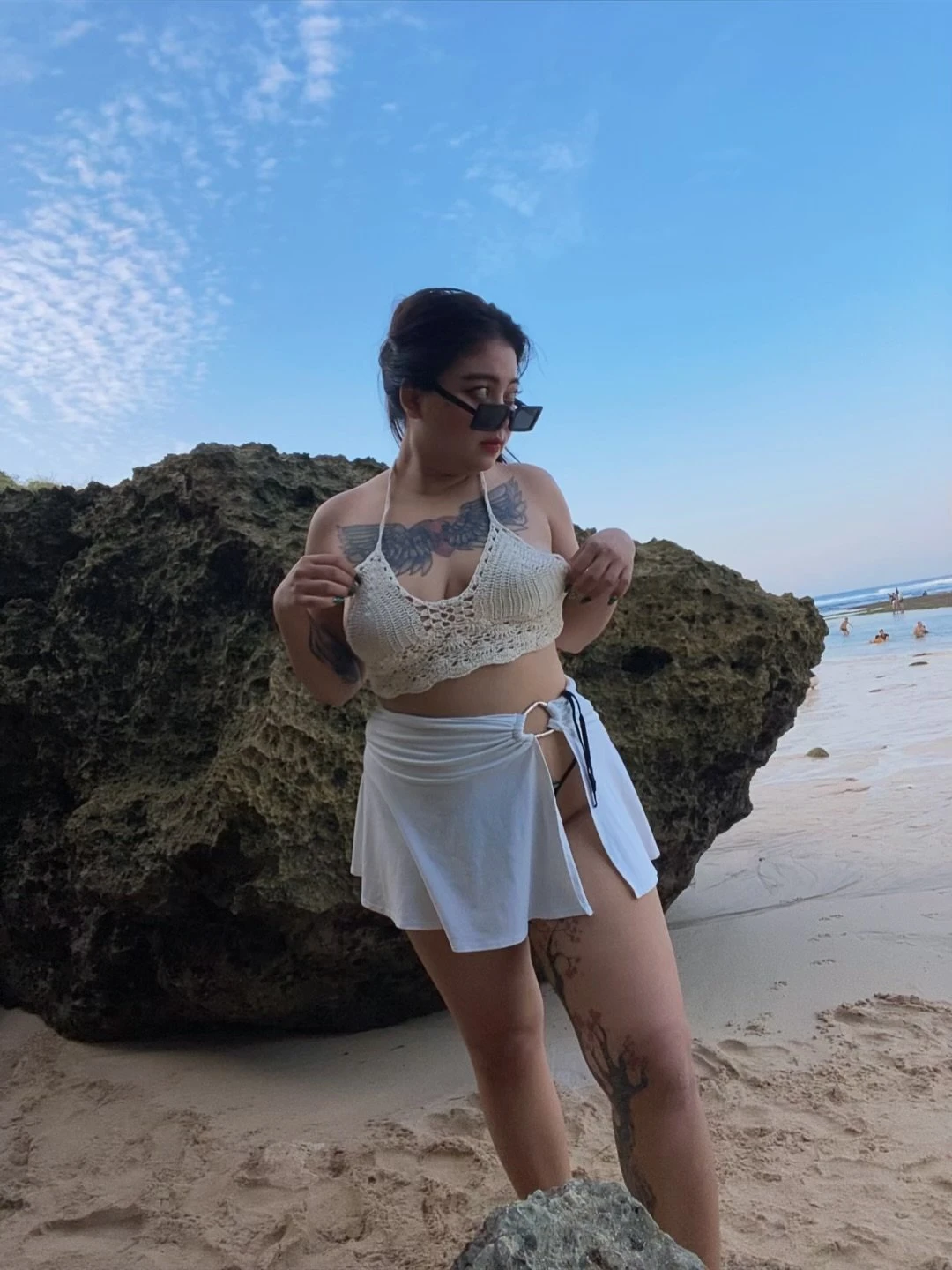 Indonesia girls available – Indonesian escort in Gurgaon — 7 / 11
