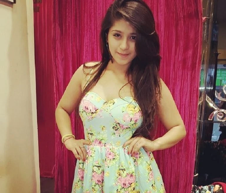 Tamanna – Indian escort in Bangalore — 2 / 3