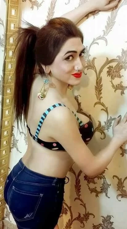 Aliya Gupta – Indian escort in Amritsar — 2 / 9