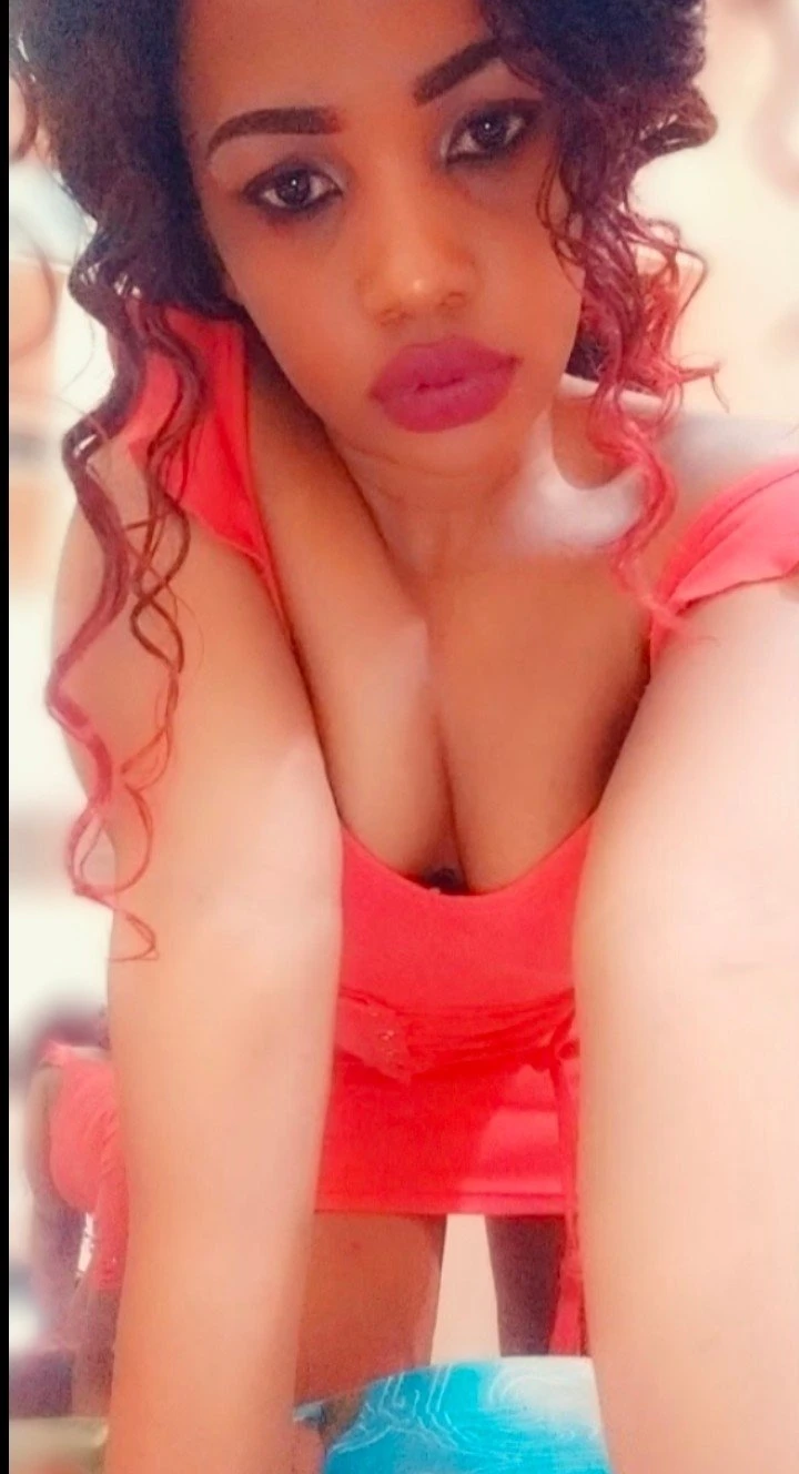 Candy Baby – Namibian escort in Bangalore — 4 / 10