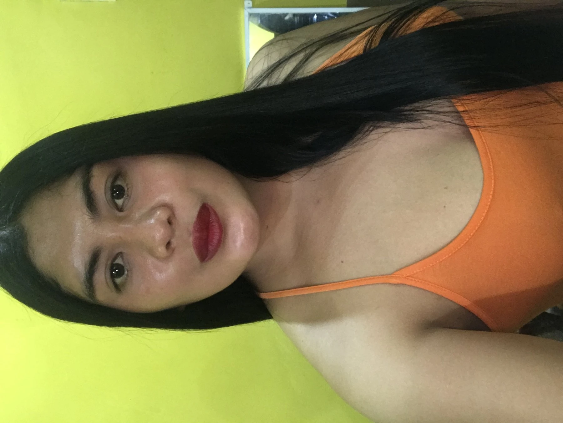 Lovely – Filipino escort in Hong Kong — 3 / 4