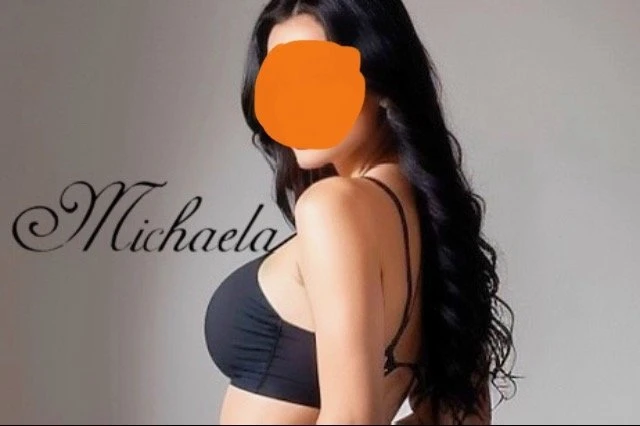 Michaela – escort in Hong Kong — 2 / 4