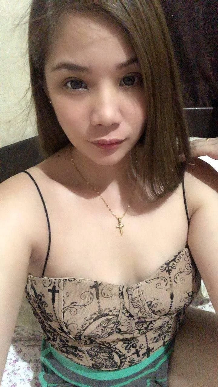 PartyGirl in Hongkong Back – Filipino escort in Hong Kong — 5 / 10