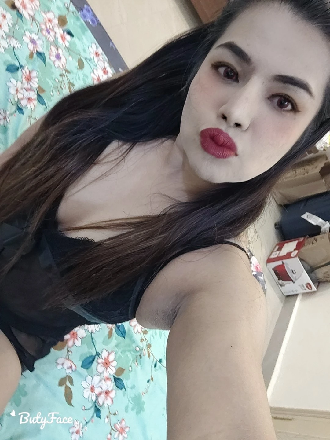 Nana – Thai masseuse in Chandigarh — 10 / 24