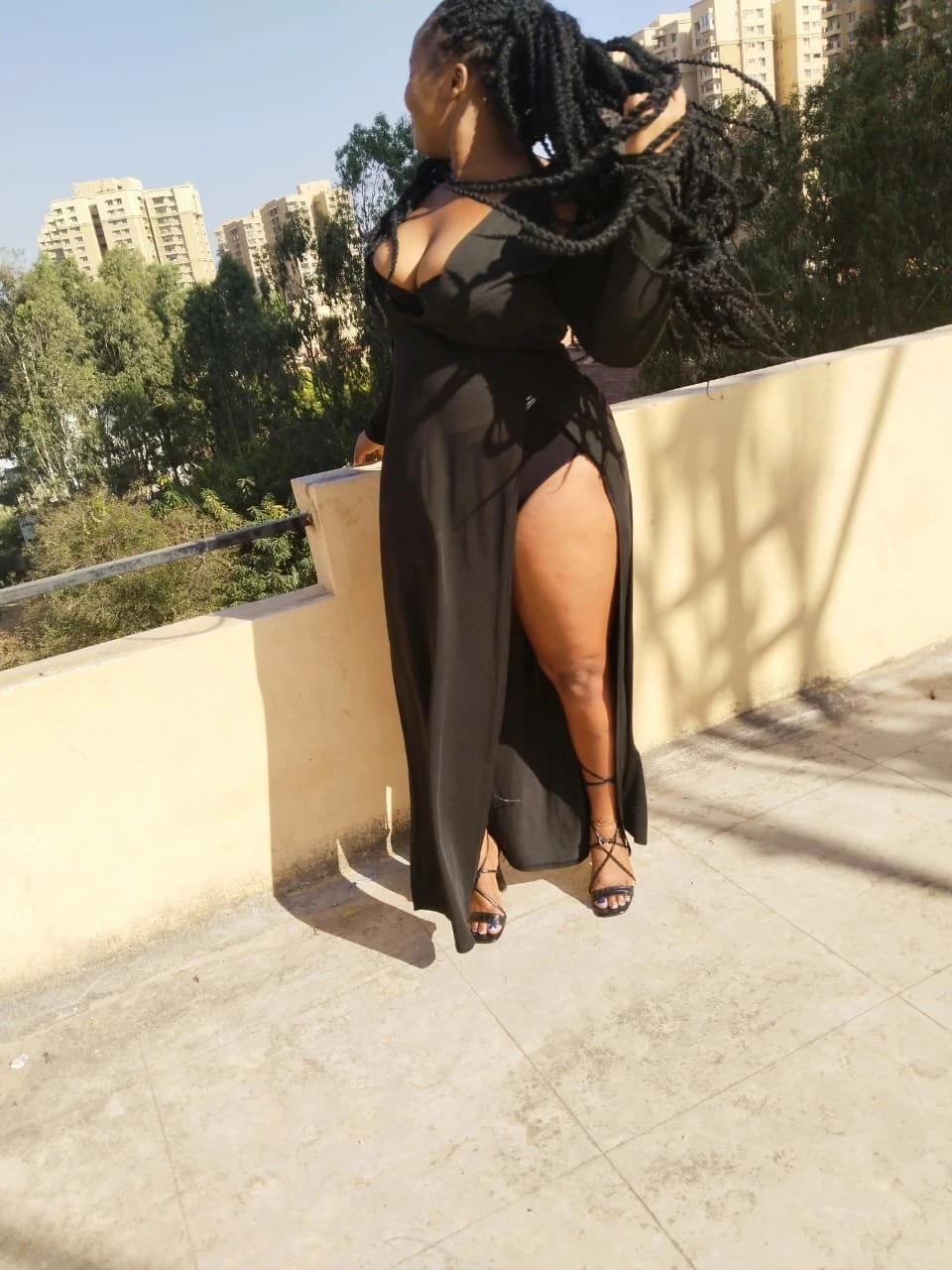 Flossy Tambaram – Cameroonian escort in Chennai — 1 / 4