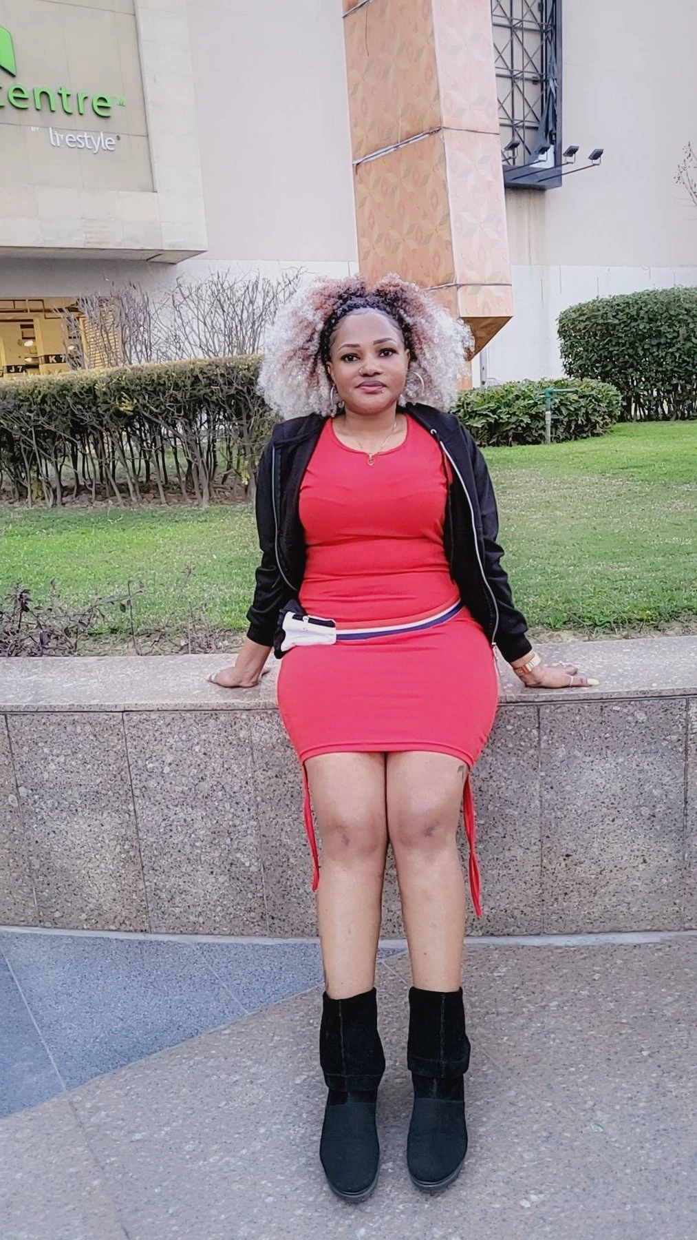 Olivia – South African escort in Bhopal — 3 / 6