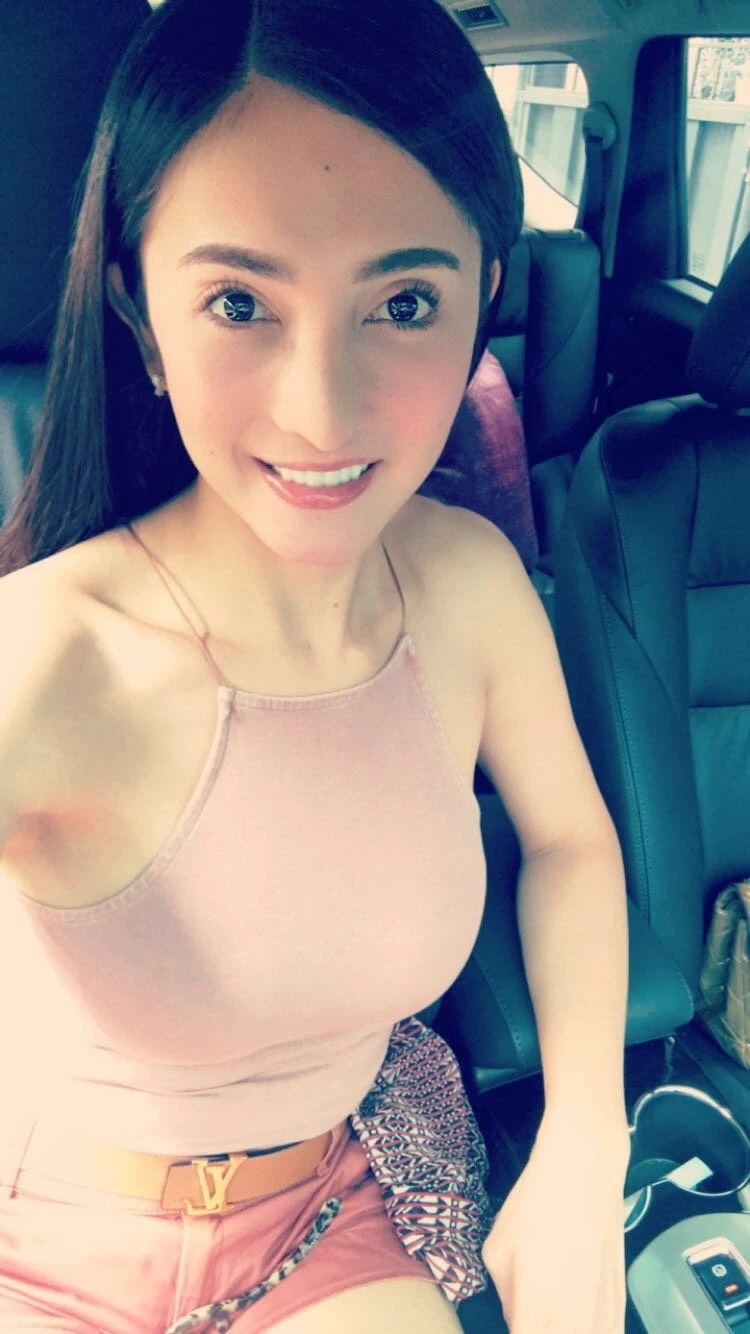 Inah Yahyah – American escort in Hong Kong — 15 / 19