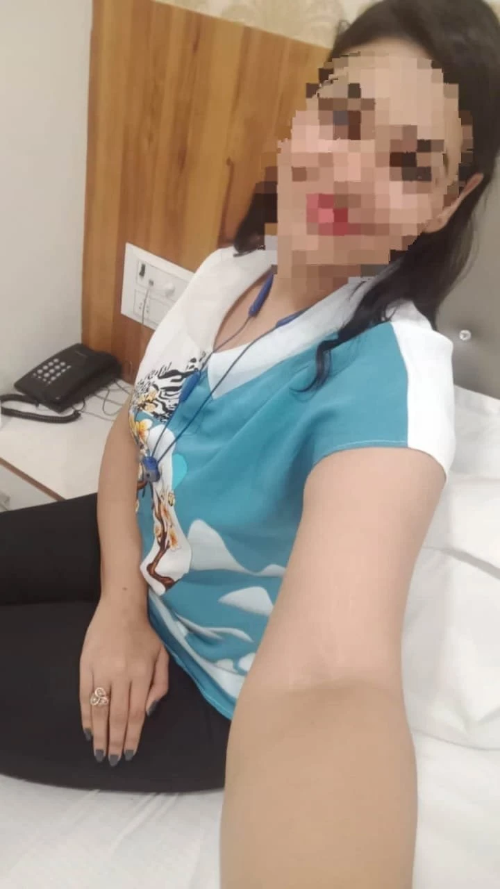 Sawpna Escort Service And Call girls – Indian escort in Bangalore — 2 / 5