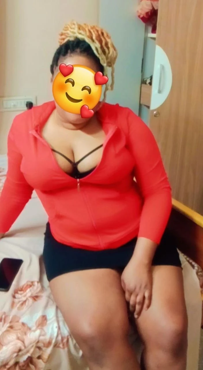 Sweet Zowe Available 4 Incall & Camshow – escort in Bangalore — 3 / 4