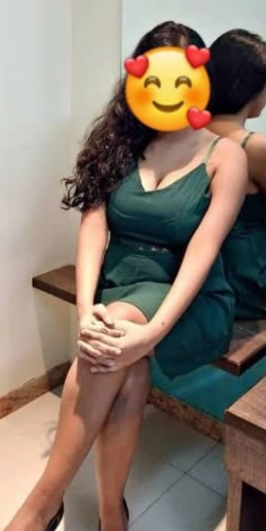 Sanvi – Indian escort in Bangalore — 4 / 5