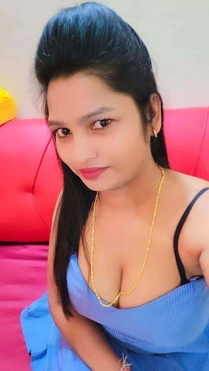 Independent College Girl – Indian escort in Bangalore — 2 / 4