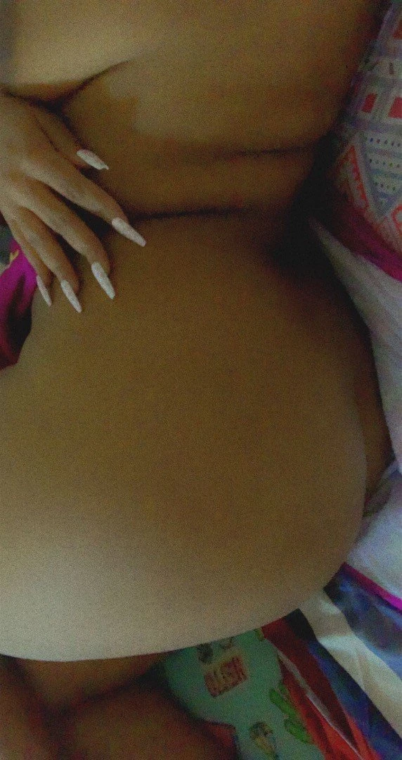 Sharon – Ghanaian escort in Ouagadougou — 5 / 6