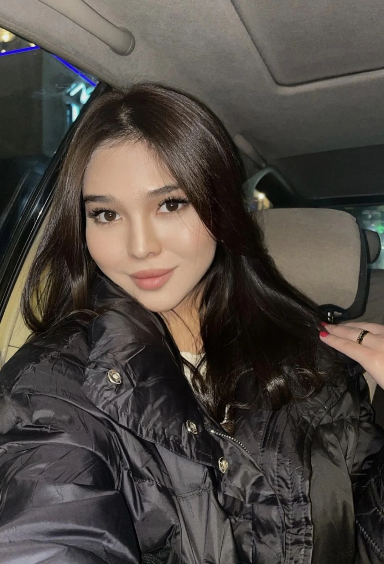 Лола – Kazakhstani escort in Yerevan — 11 / 13