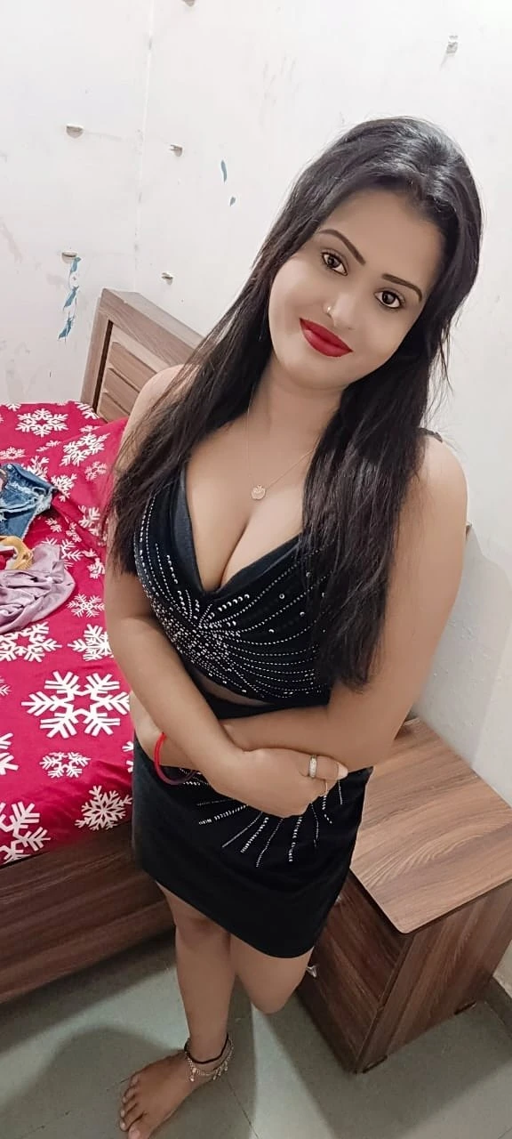 Kavya – Indian escort in Ahmedabad — 2 / 3