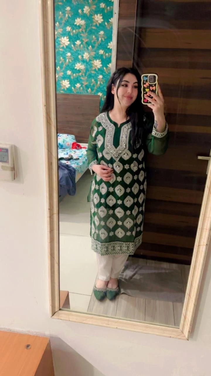 I Am Mayra Escort Service 72069c08005 – Indian escort in Chandigarh — 3 / 8